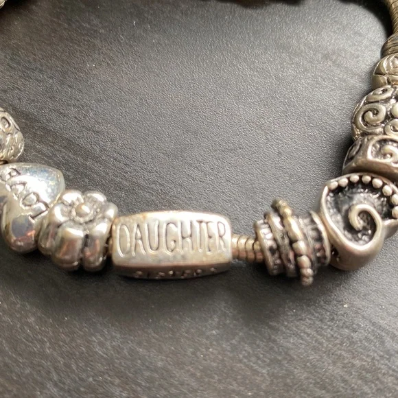 Bracelet - Picture 5 of 8